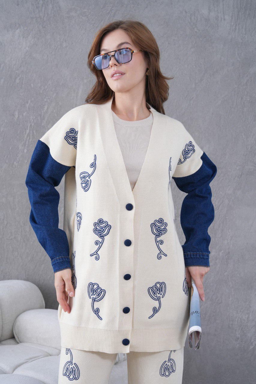 🌸 Çiçek Desenli Triko Takım