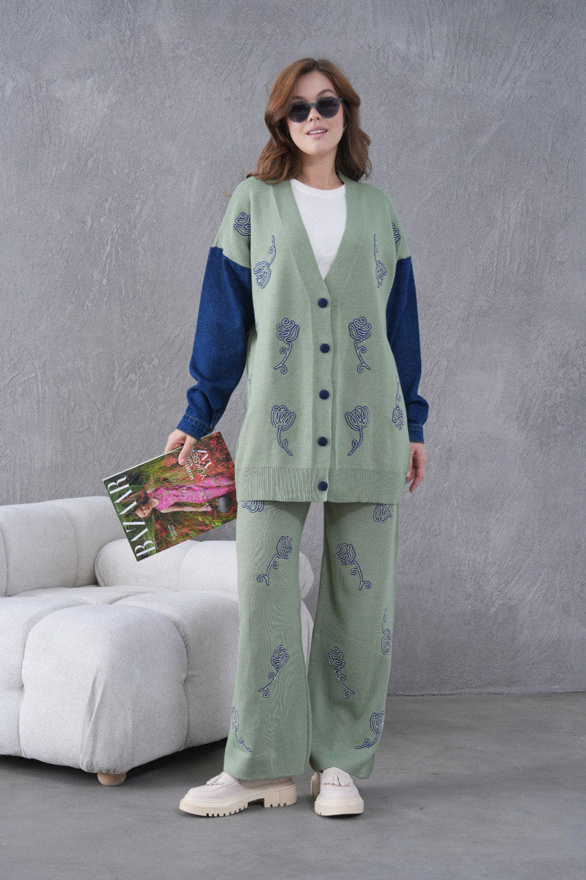 🌸 Çiçek Desenli Triko Takım